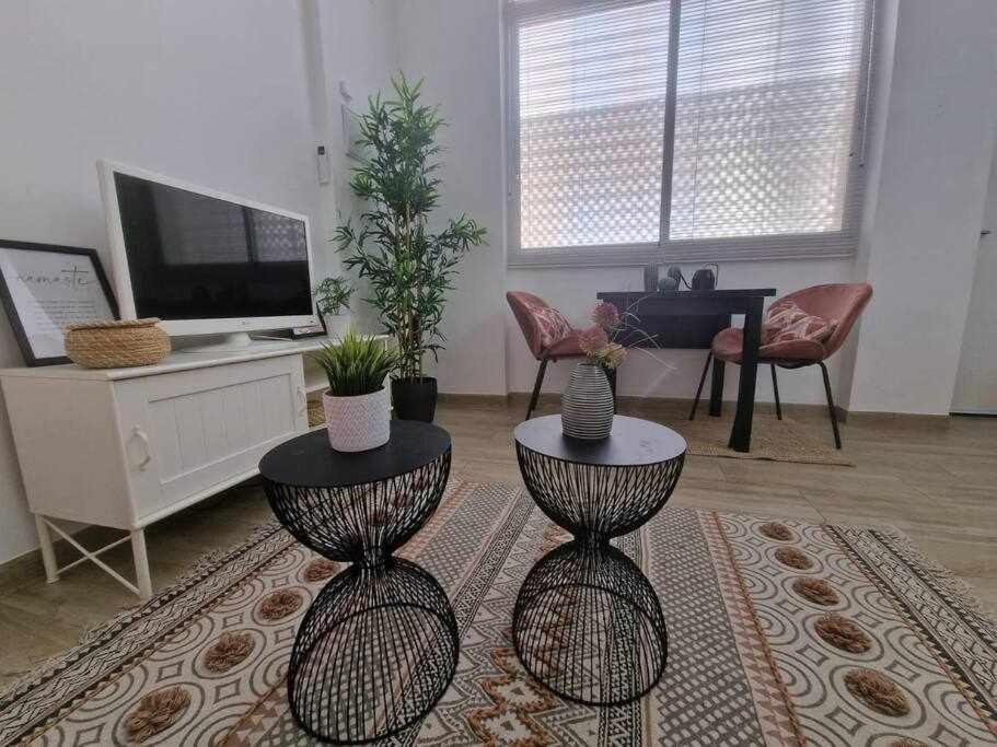 Isg Apartments Encantador Estudio En Alameda De Hercules Sevilla Exteriör bild