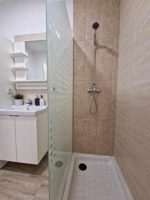 Isg Apartments Encantador Estudio En Alameda De Hercules Sevilla Exteriör bild